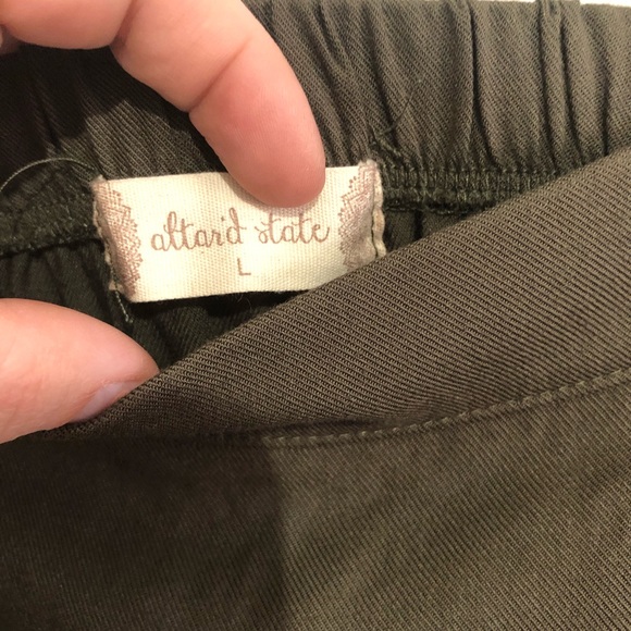 Alter’d State skirt - Picture 4 of 5